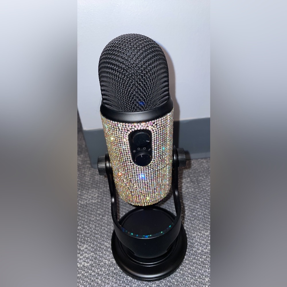 Sparkly Blue Yeti for $70. Slightly used. No longer needed
